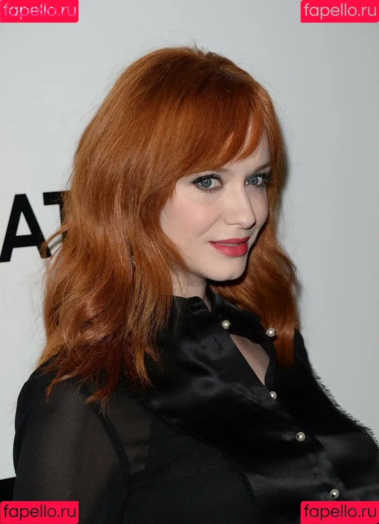 Christina Hendricks / actuallychristinahendricks Onlyfans Photo Gallery 