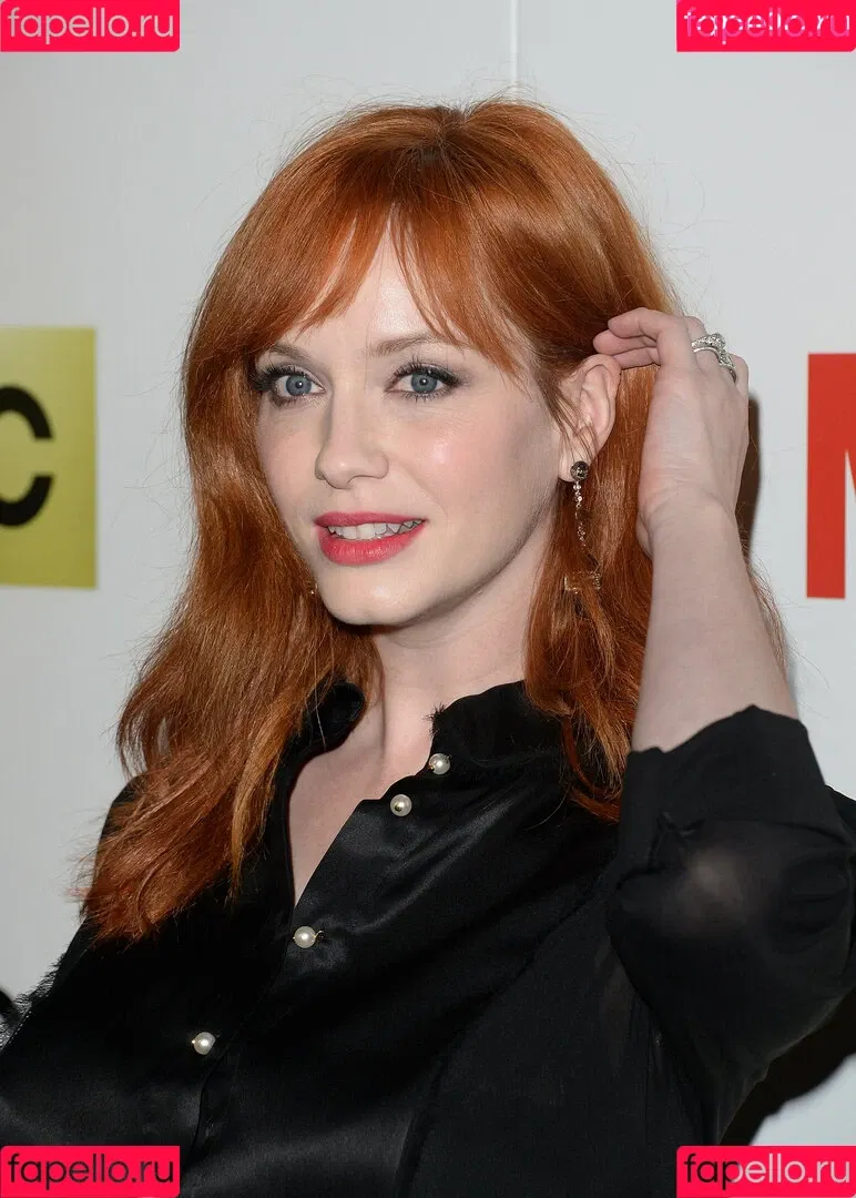Christina Hendricks / actuallychristinahendricks Onlyfans Photo Gallery 