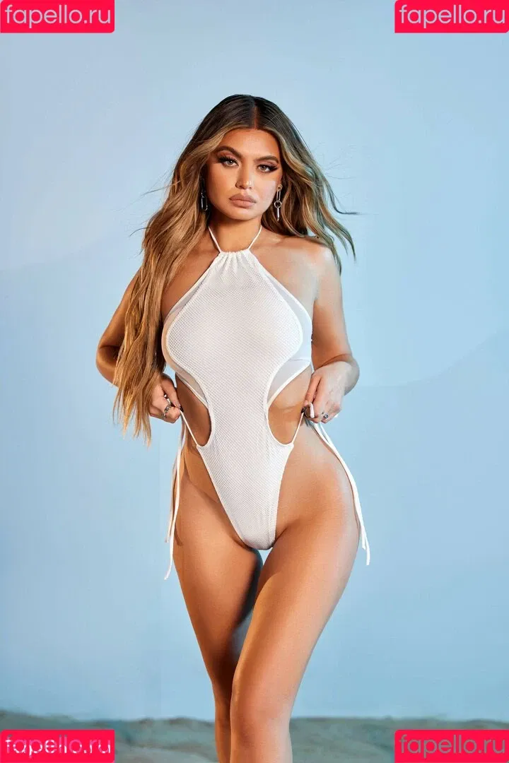 Sofia Jamora / sofiajamora Onlyfans Photo Gallery 