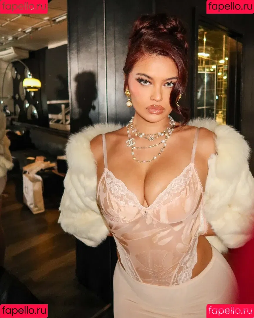 Sofia Jamora / sofiajamora Onlyfans Photo Gallery 