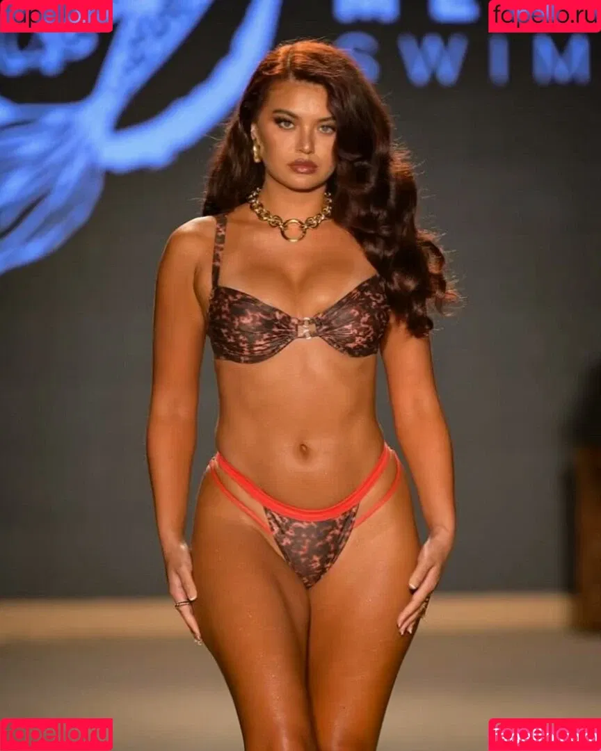 Sofia Jamora / sofiajamora Onlyfans Photo Gallery 