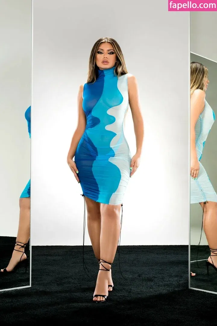 Sofia Jamora / sofiajamora Onlyfans Photo Gallery 