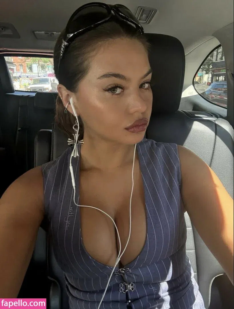 Sofia Jamora / sofiajamora Onlyfans Photo Gallery 