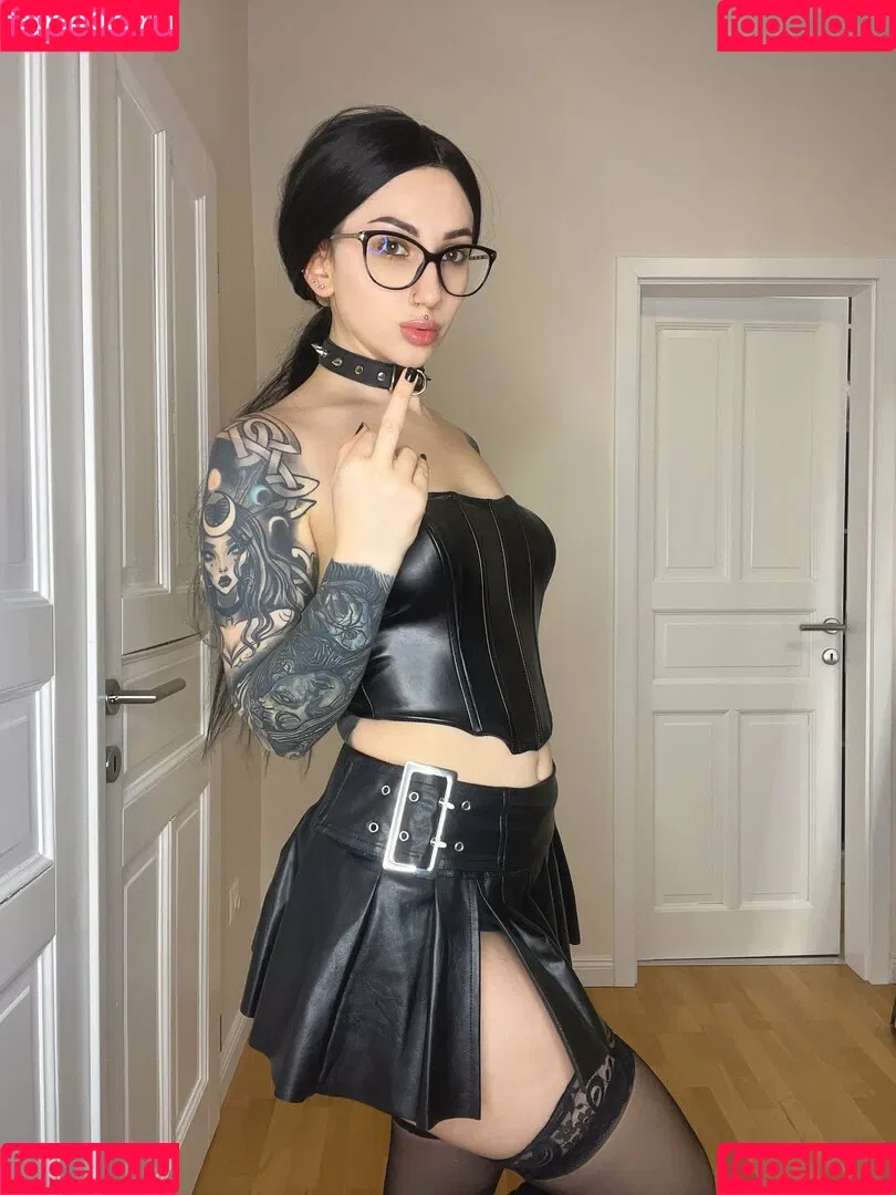 callmegoddesszara / callmegoddesszaraa Onlyfans Photo Gallery 