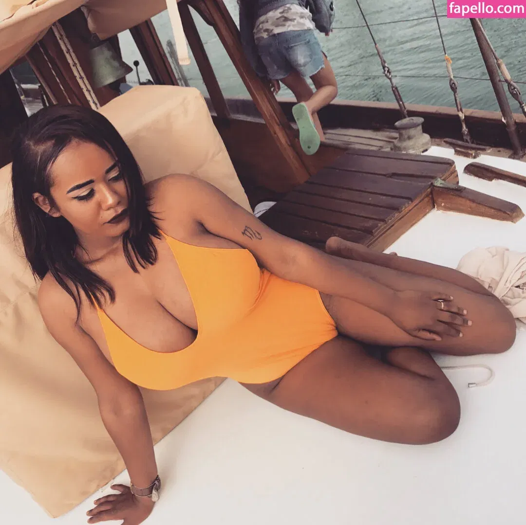 JustNati Onlyfans Photo Gallery 