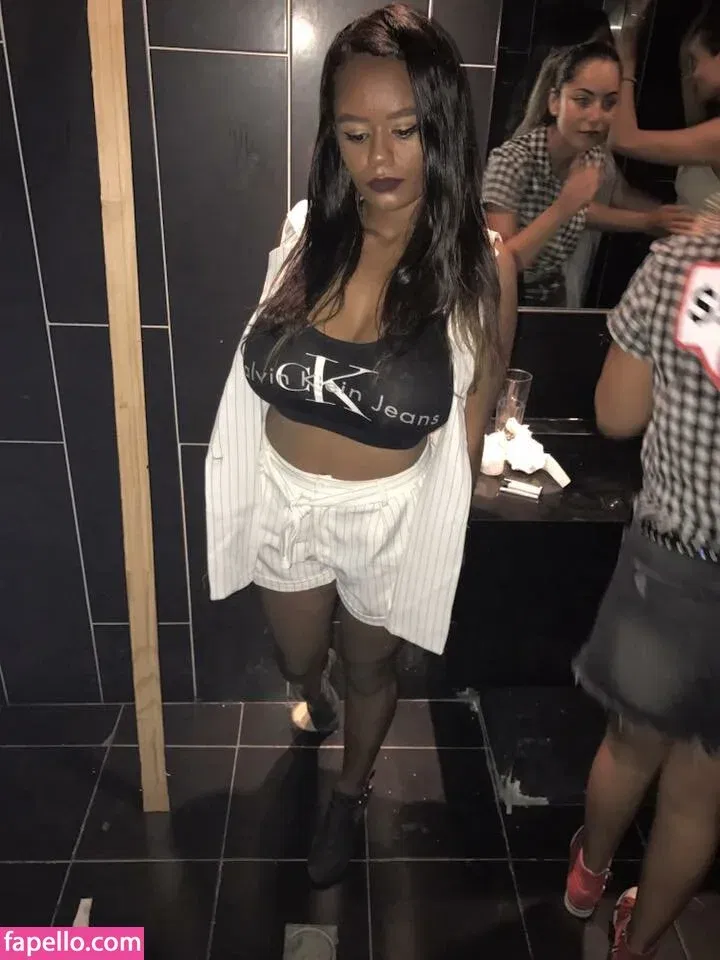 JustNati Onlyfans Photo Gallery 