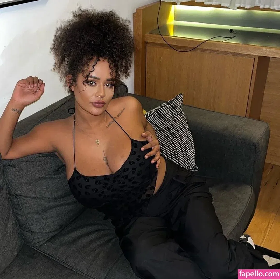 JustNati Onlyfans Photo Gallery 