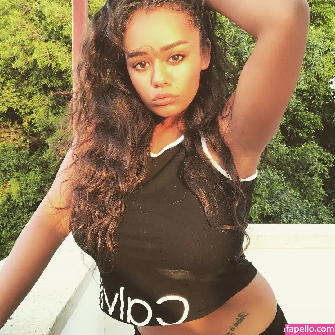 JustNati Onlyfans Photo Gallery 