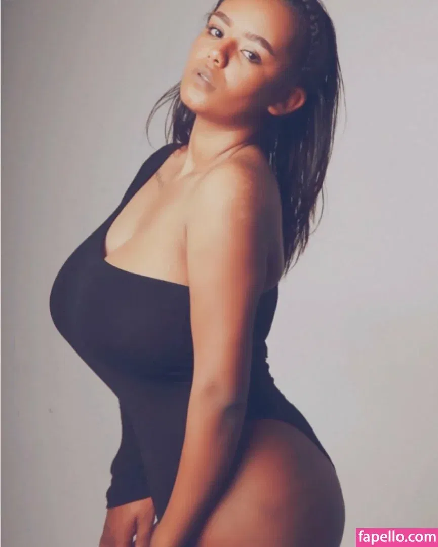 JustNati Onlyfans Photo Gallery 