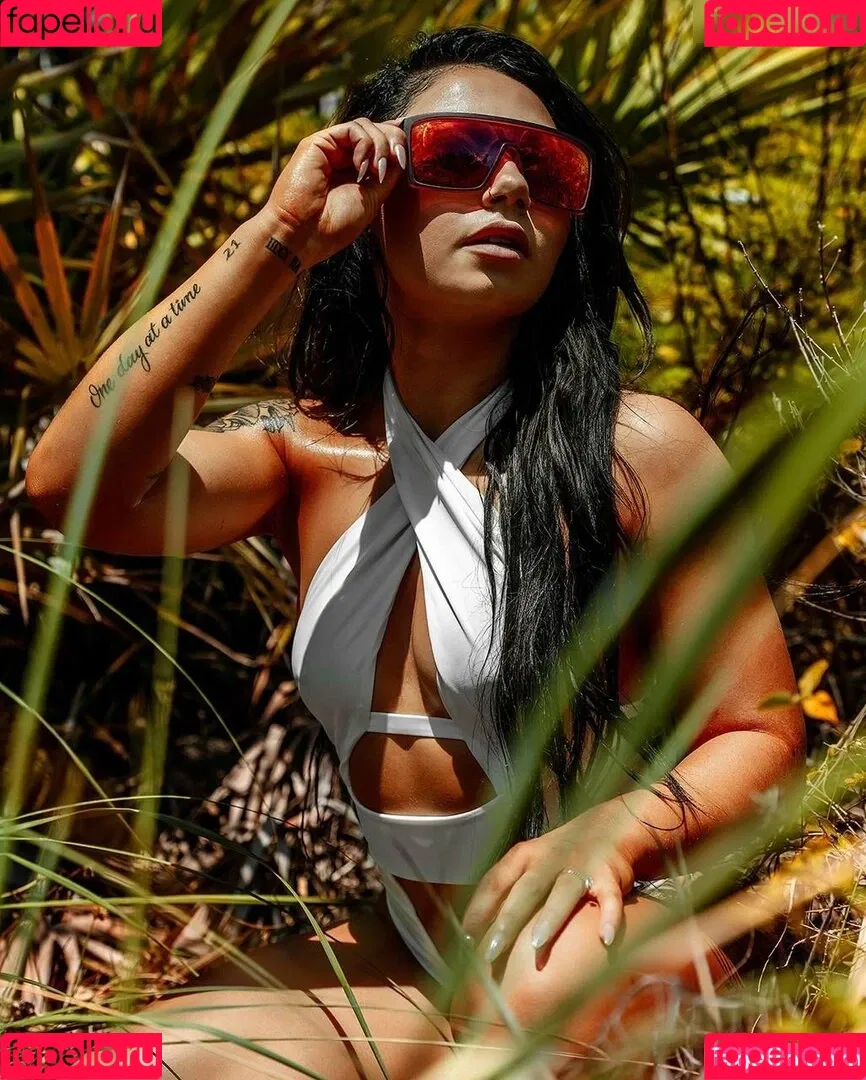 Skye Blue / SkyeBluewrestling / Skyebluewantsu / Skyebyee / skyebluehatesu Onlyfans Photo Gallery 