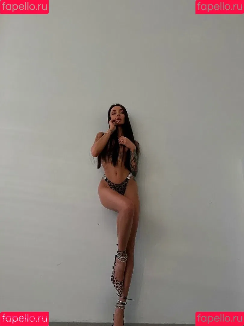 Nessa Orlova / nessaorlova / orlova_ness_life / rusmeganfox Onlyfans Photo Gallery 