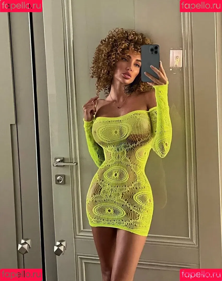 Nessa Orlova / nessaorlova / orlova_ness_life / rusmeganfox Onlyfans Photo Gallery 