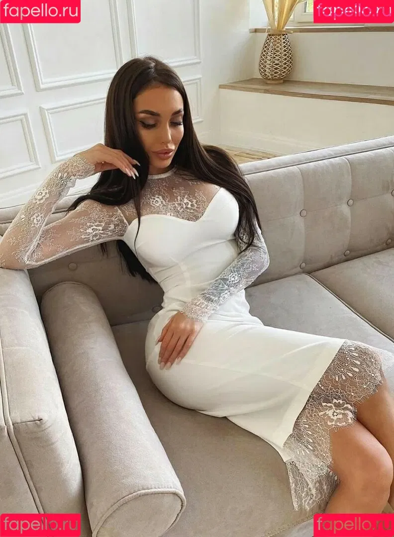 Nessa Orlova / nessaorlova / orlova_ness_life / rusmeganfox Onlyfans Photo Gallery 