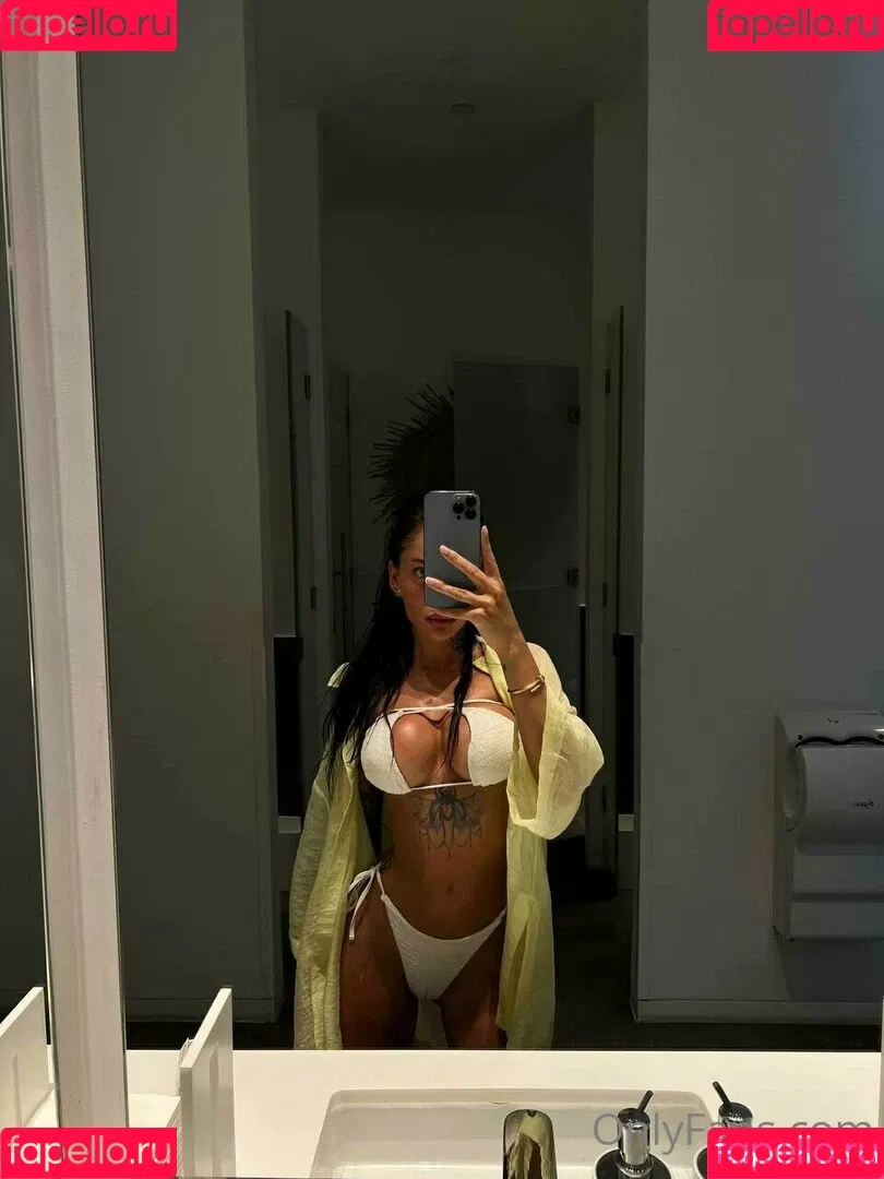 Nessa Orlova / nessaorlova / orlova_ness_life / rusmeganfox Onlyfans Photo Gallery 