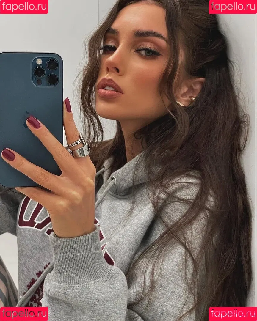 Nessa Orlova / nessaorlova / orlova_ness_life / rusmeganfox Onlyfans Photo Gallery 