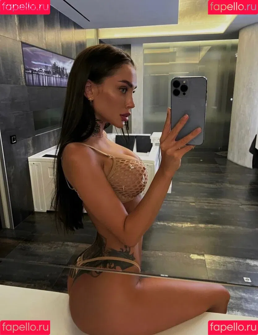 Nessa Orlova / nessaorlova / orlova_ness_life / rusmeganfox Onlyfans Photo Gallery 