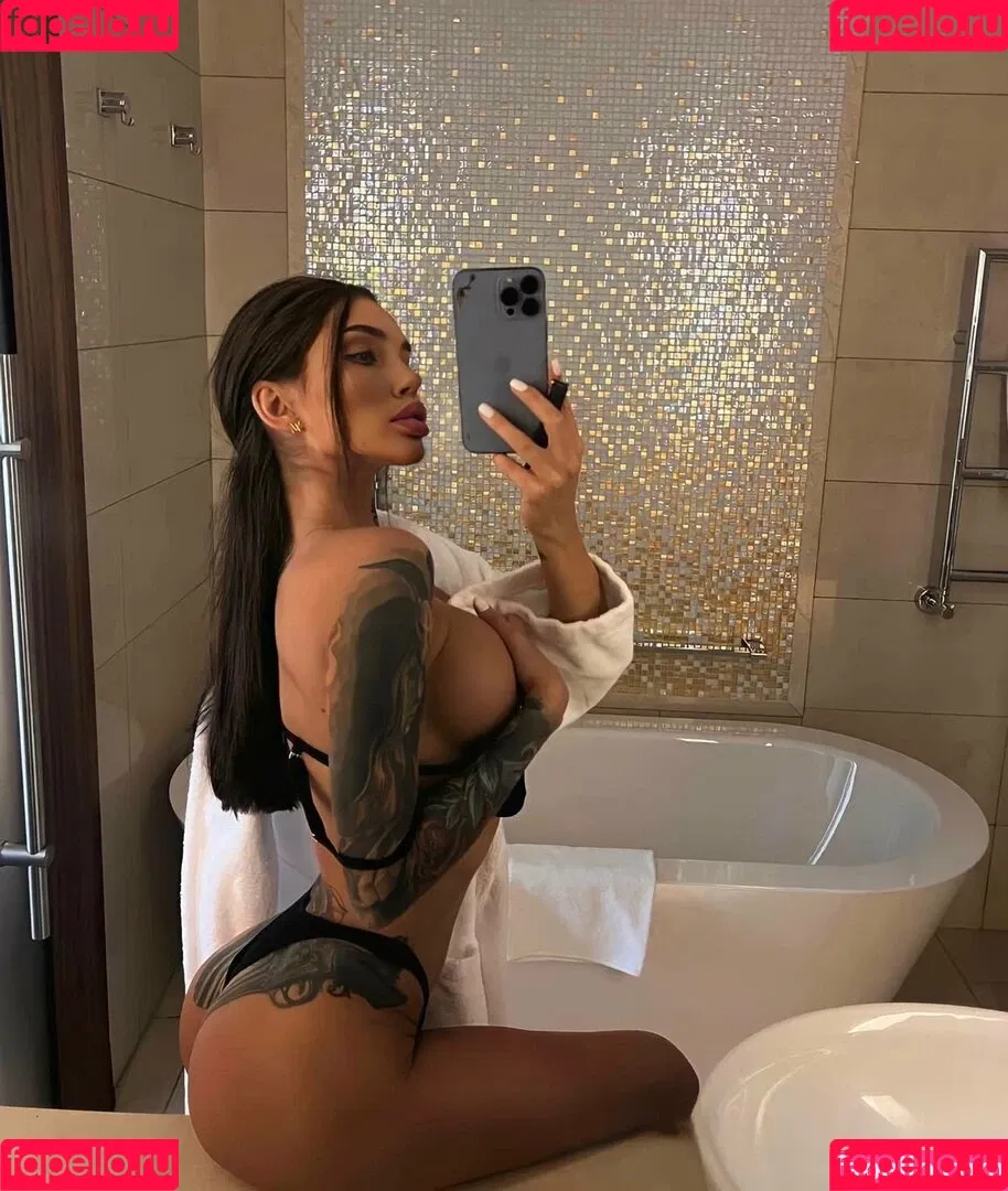 Nessa Orlova / nessaorlova / orlova_ness_life / rusmeganfox Onlyfans Photo Gallery 