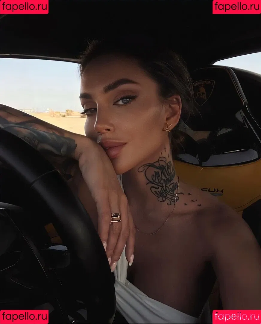 Nessa Orlova / nessaorlova / orlova_ness_life / rusmeganfox Onlyfans Photo Gallery 