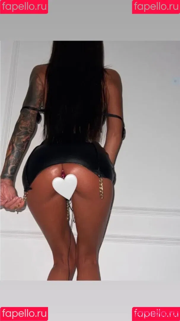 Nessa Orlova / nessaorlova / orlova_ness_life / rusmeganfox Onlyfans Photo Gallery 