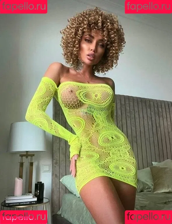 Nessa Orlova / nessaorlova / orlova_ness_life / rusmeganfox Onlyfans Photo Gallery 