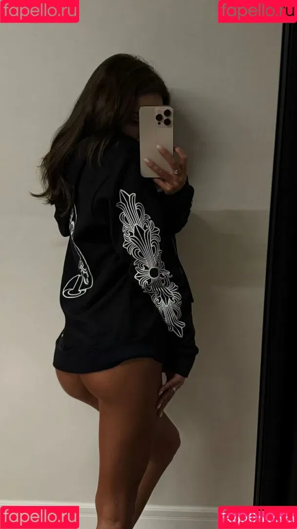 Nessa Orlova / nessaorlova / orlova_ness_life / rusmeganfox Onlyfans Photo Gallery 
