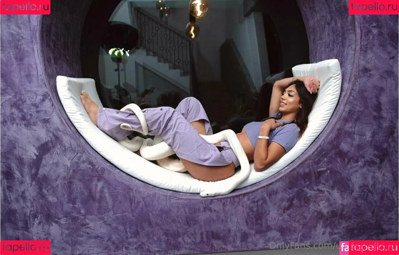 sofia mancilla / sofianextdoor Onlyfans Photo Gallery 