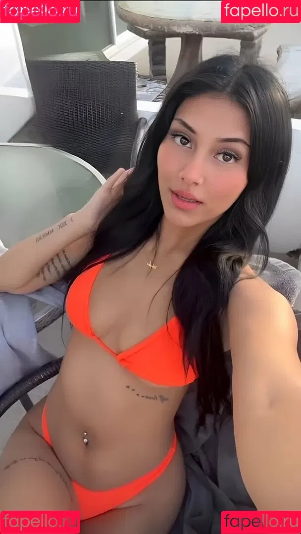 sofia mancilla / sofianextdoor Onlyfans Photo Gallery 