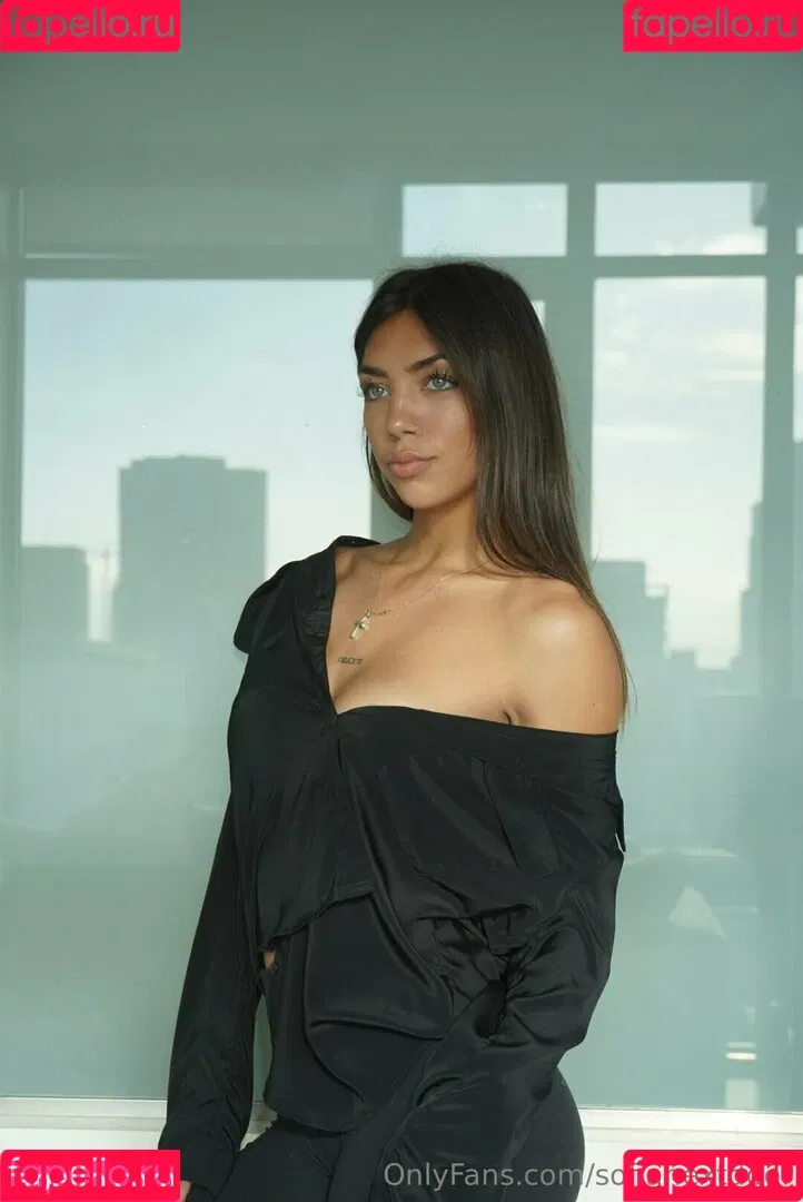 sofia mancilla / sofianextdoor Onlyfans Photo Gallery 