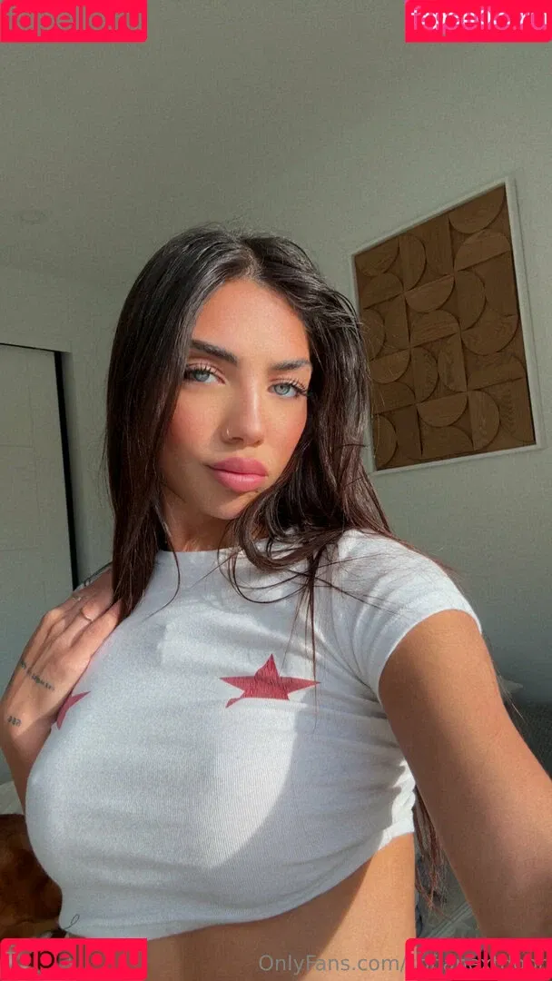 sofia mancilla / sofianextdoor Onlyfans Photo Gallery 