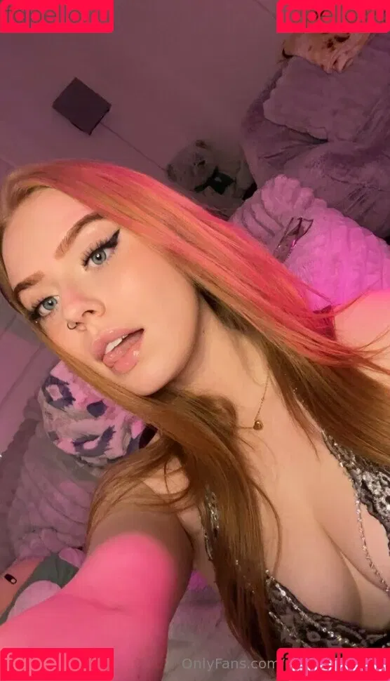 sofia mancilla / sofianextdoor Onlyfans Photo Gallery 
