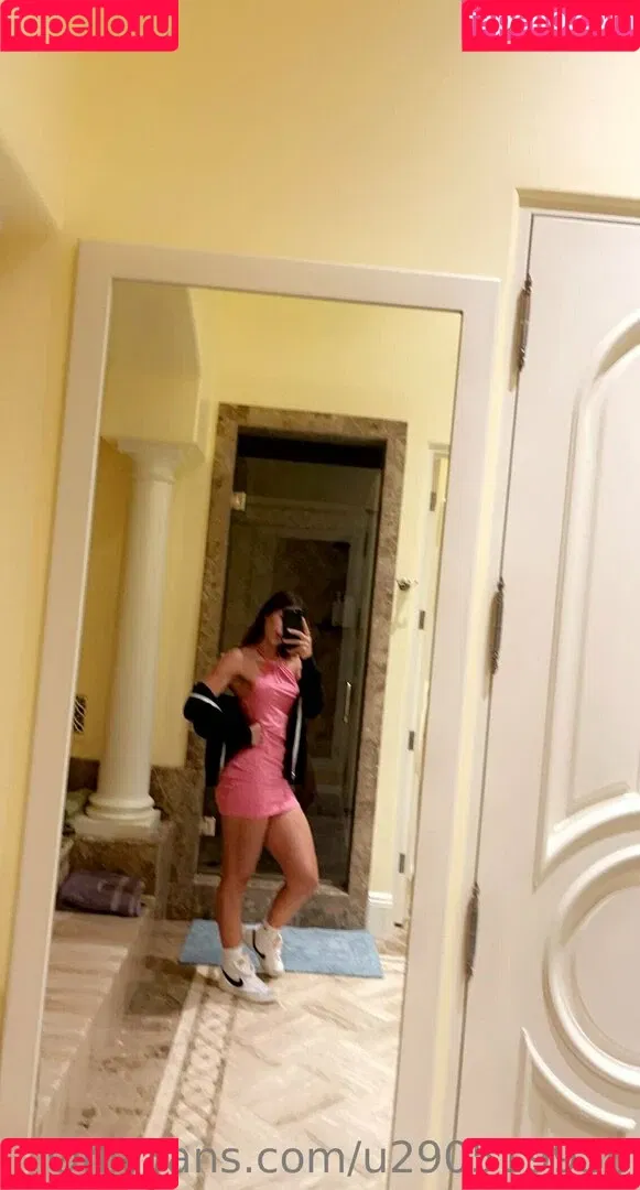 sofia mancilla / sofianextdoor Onlyfans Photo Gallery 