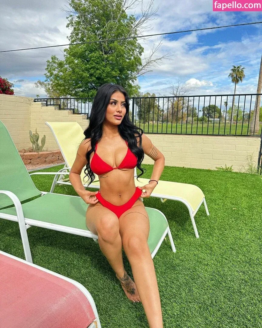 sofia mancilla / sofianextdoor Onlyfans Photo Gallery 