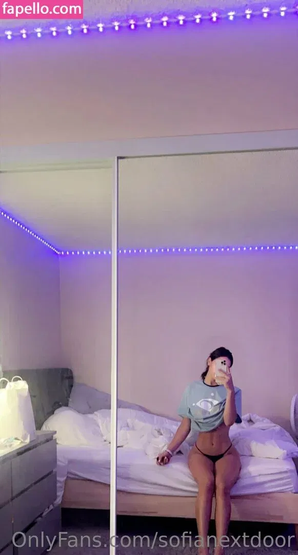 sofia mancilla / sofianextdoor Onlyfans Photo Gallery 