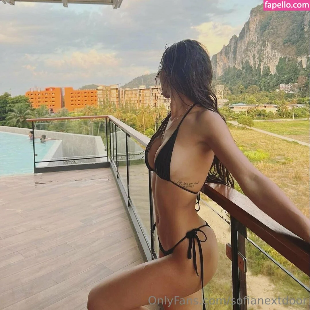 sofia mancilla / sofianextdoor Onlyfans Photo Gallery 
