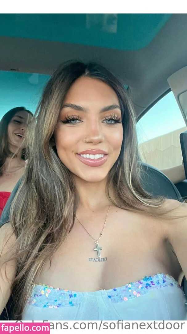 sofia mancilla / sofianextdoor Onlyfans Photo Gallery 
