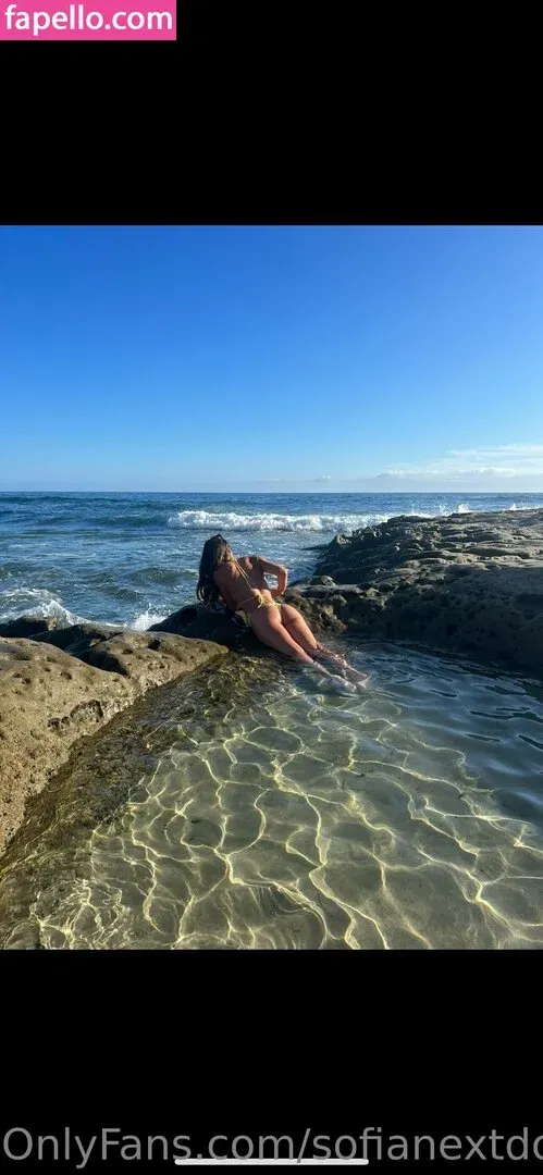 sofia mancilla / sofianextdoor Onlyfans Photo Gallery 