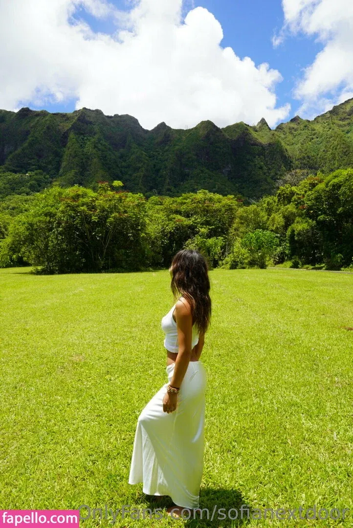 sofia mancilla / sofianextdoor Onlyfans Photo Gallery 