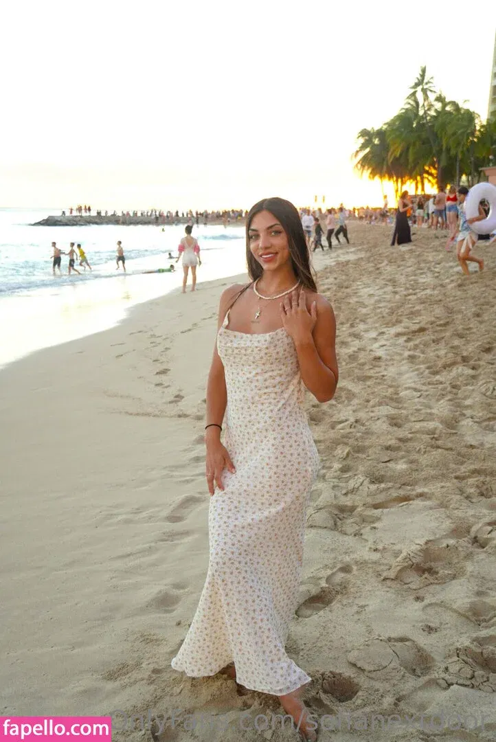 sofia mancilla / sofianextdoor Onlyfans Photo Gallery 