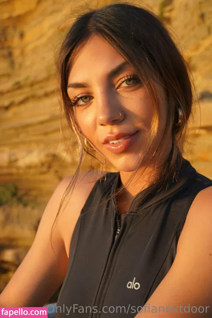sofia mancilla / sofianextdoor Onlyfans Photo Gallery 