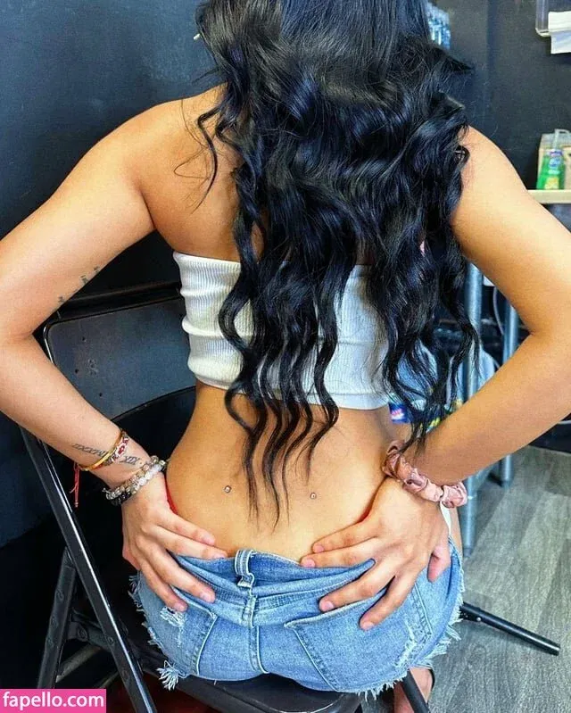 sofia mancilla / sofianextdoor Onlyfans Photo Gallery 