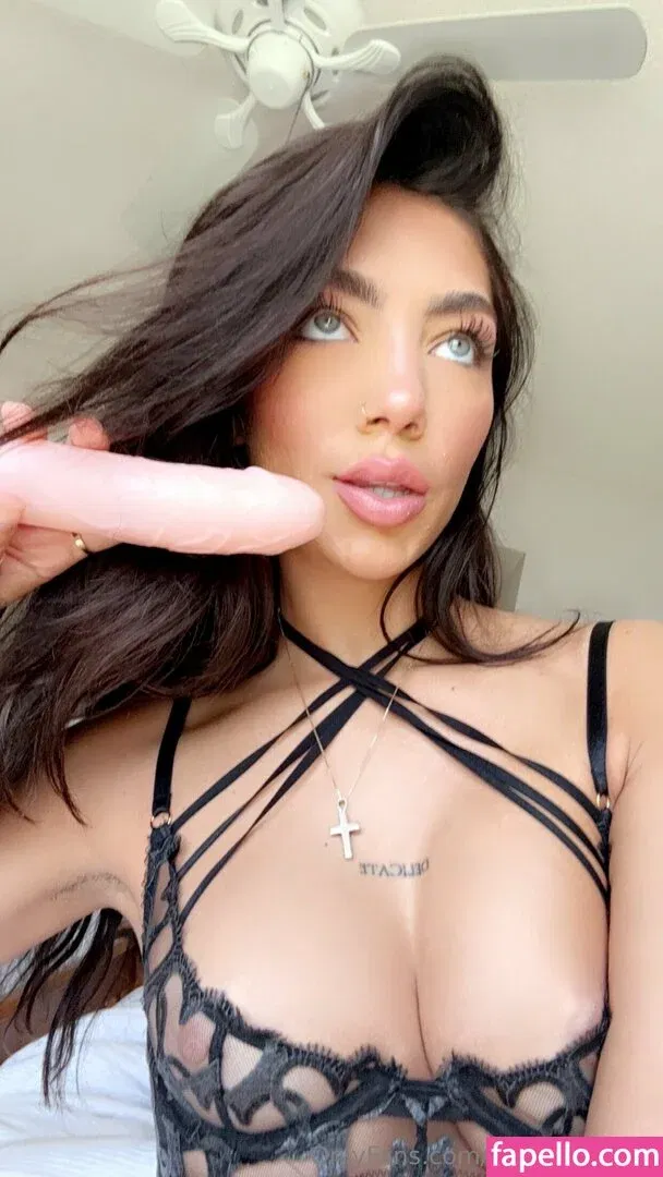 sofia mancilla / sofianextdoor Onlyfans Photo Gallery 