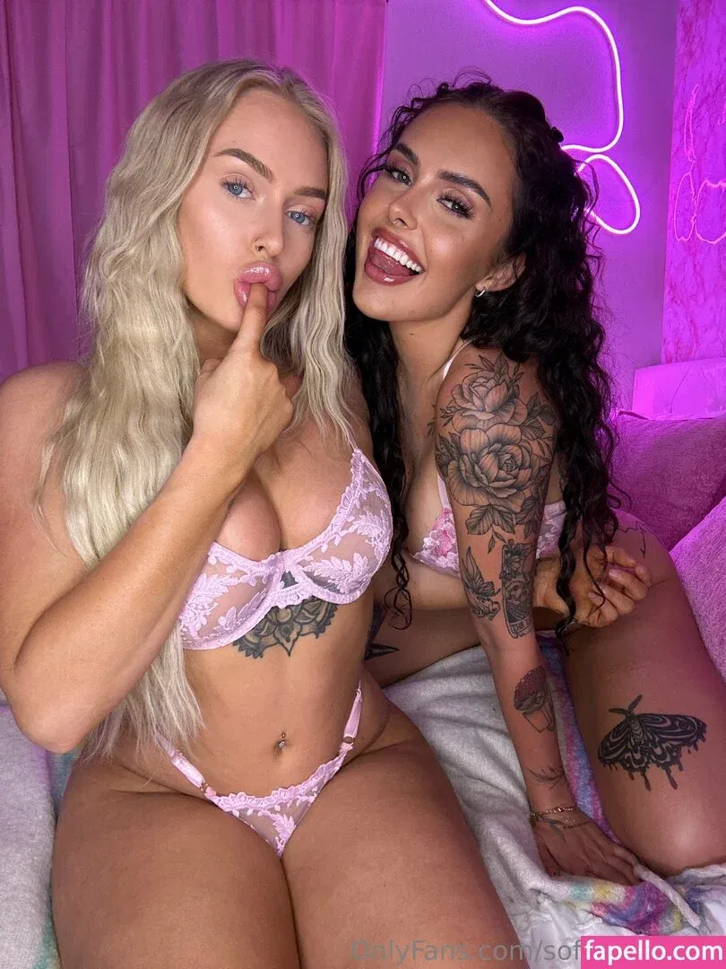 sofia mancilla / sofianextdoor Onlyfans Photo Gallery 