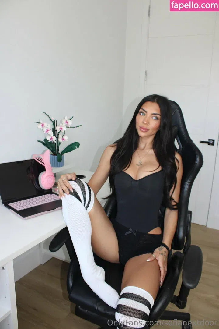 sofia mancilla / sofianextdoor Onlyfans Photo Gallery 