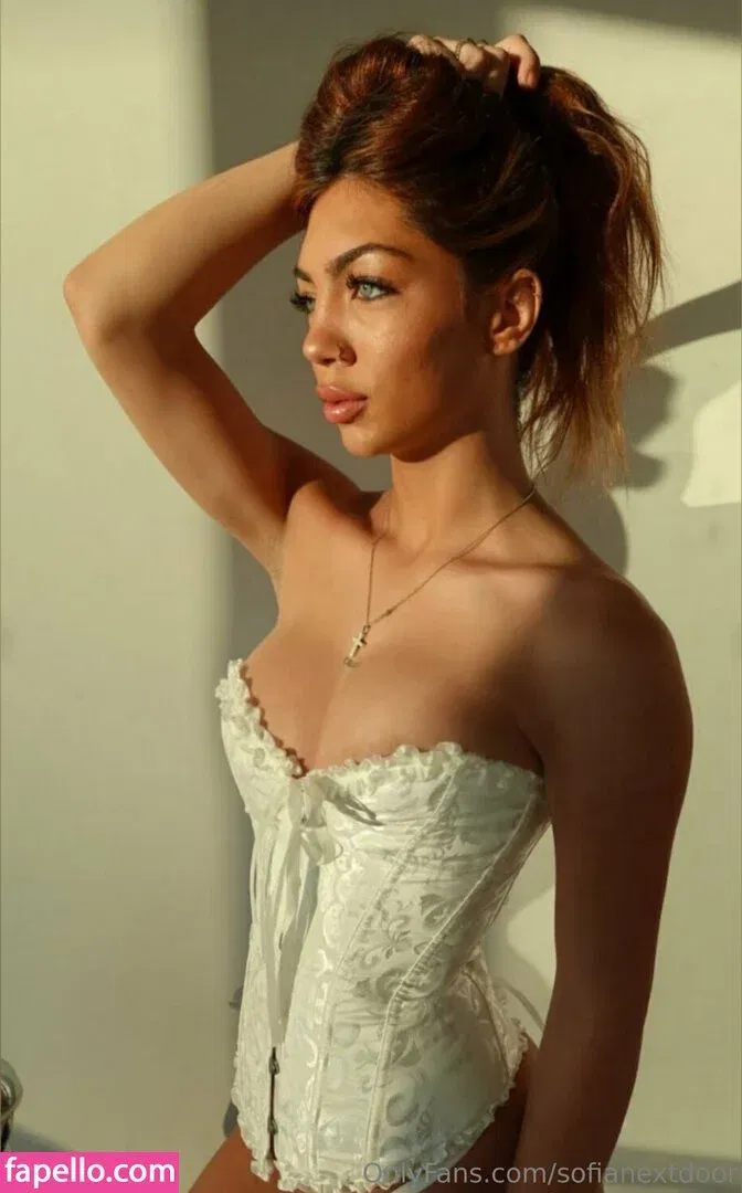 sofia mancilla / sofianextdoor Onlyfans Photo Gallery 