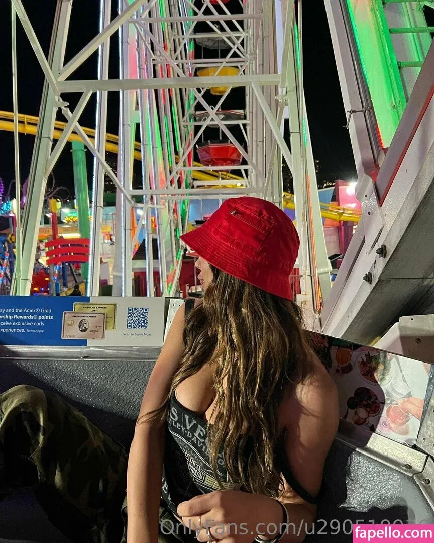 sofia mancilla / sofianextdoor Onlyfans Photo Gallery 