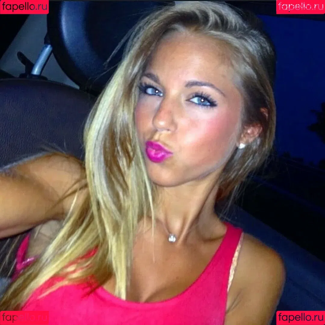 Maddy Burciaga / maddyburciaga Onlyfans Photo Gallery 
