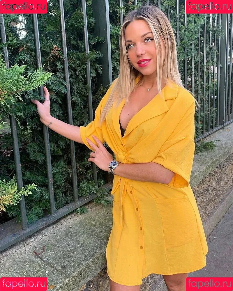 Maddy Burciaga / maddyburciaga Onlyfans Photo Gallery 
