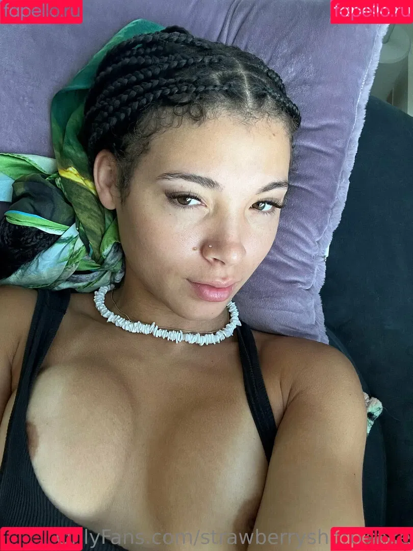 Jules Berry / strawberryshortcake / strawberryshorttcake / urfavoritejname Onlyfans Photo Gallery 