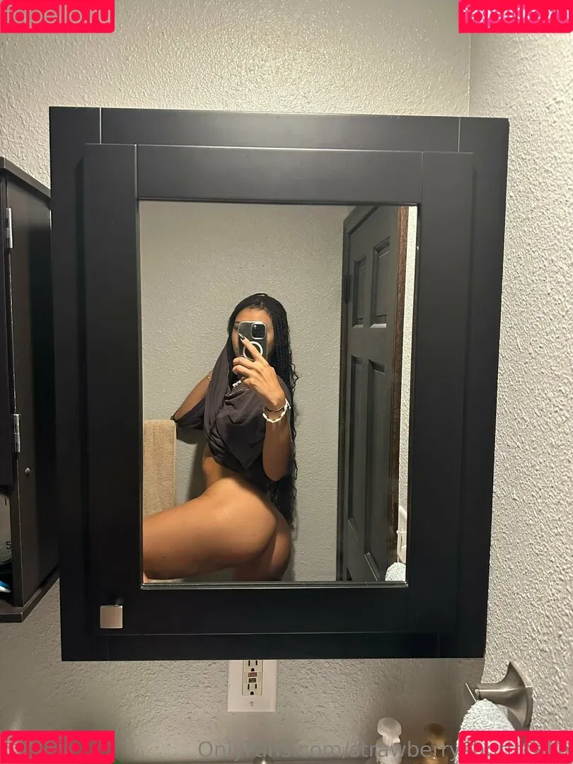 Jules Berry / strawberryshortcake / strawberryshorttcake / urfavoritejname Onlyfans Photo Gallery 