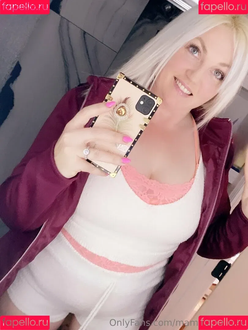 _maminano_ / maminano_free Onlyfans Photo Gallery 